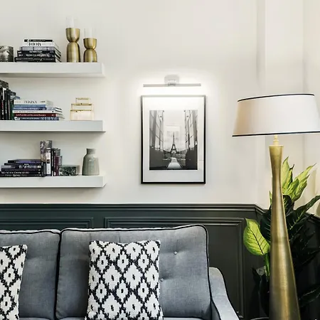 Livinparis - Luxury 3 Bedrooms République I
