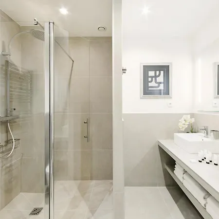 Livinparis - Luxury 3 Bedrooms République I