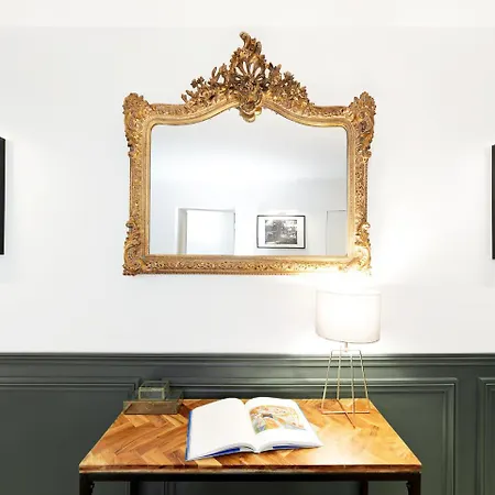 Livinparis - Luxury 3 Bedrooms Republique I